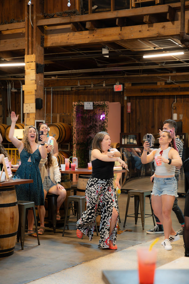 Wine Tasting at the World's Largest Wine on Tap Winery! image 4