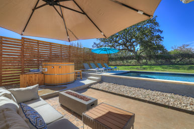 The KK Ranch: Private Pool-Hill Country Bliss image 3