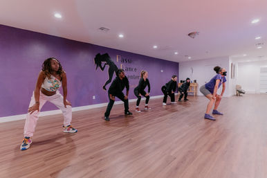Sexy Bounce & Twerk Dance Class Party with Celebrity Choreographer (BYOB) image