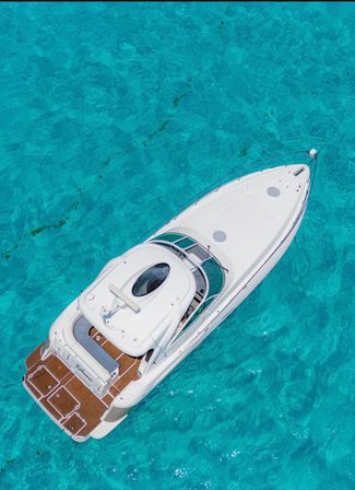 Private 46’ Luxury Yacht Charter with Snorkeling & Sailing in Isla Mujeres & Cancun Lagoon image 4