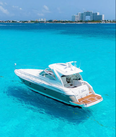 Private 46’ Luxury Yacht Charter with Snorkeling & Sailing in Isla Mujeres & Cancun Lagoon image 2