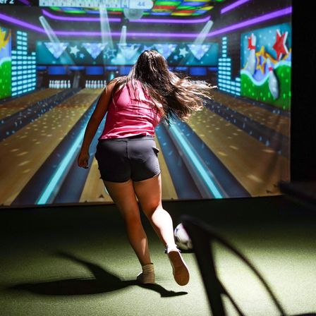 Golf and Sports Simulators, Food & Karaoke at Bad Caddy - Salt Lake City image 1
