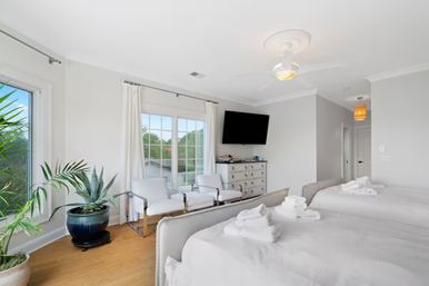 Lakeside Oasis: Lakefront Estate with Pool, Hot Tub + Fire Pit image 50