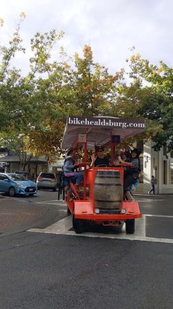 Bike Healdsburg Party Bike: Bar Crawl or Wine Tasting & Nibbles Tour image 11