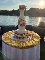Luxury Yacht Party with Live DJ & Sunset Views image 7