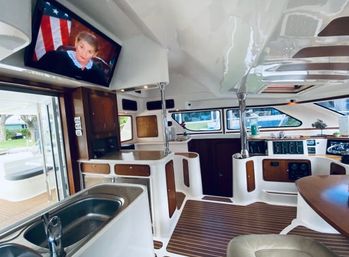 Party yacht adventures image 15