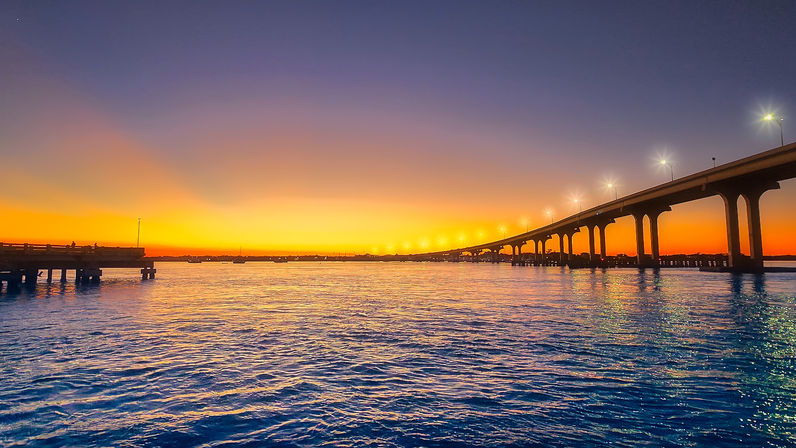 Nights of Lights Boat Trips: Choose from Two Cruise Types image 6