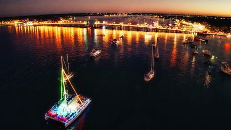Nights of Lights Boat Trips: Choose from Two Cruise Types image 1