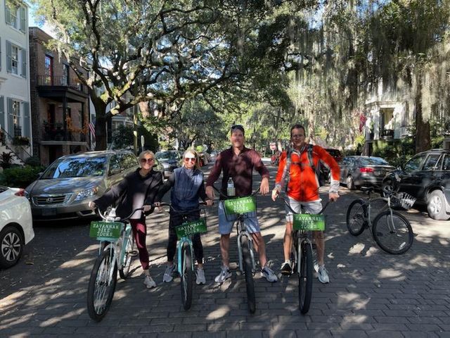 2-Hour Bike Cruise Tour through Savannah's History and Charm image 2