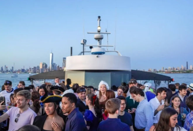 Bachelorette Celebration Yacht Party 2025: Open Bar Available image 6