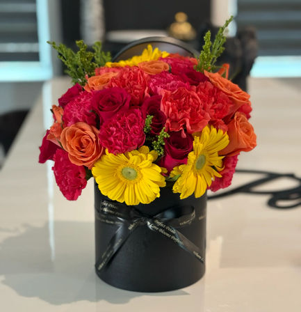 Ultimate Girls' Day with Petals & Bubbly: Build Your Own Bouquets image 3