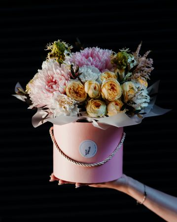 Ultimate Girls' Day with Petals & Bubbly: Build Your Own Bouquets image 6