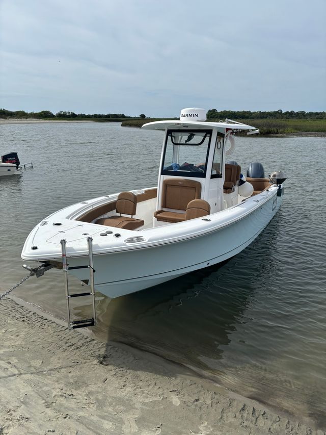 Luxury Private Charter: Cruise on a 26' Sea Hunt 265 Ultra with Captain image 3