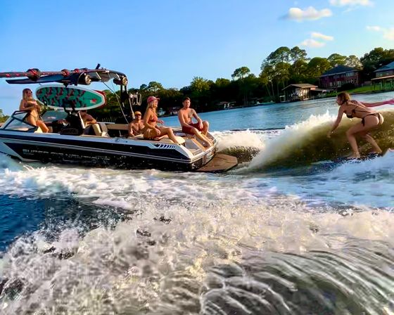 Ultimate Crab Island Experience: Party Barge with Captain for Up to 12 Guests image 29