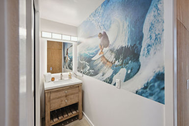 Good Life Resort 6 BR Surf Loft with Event Space image 19