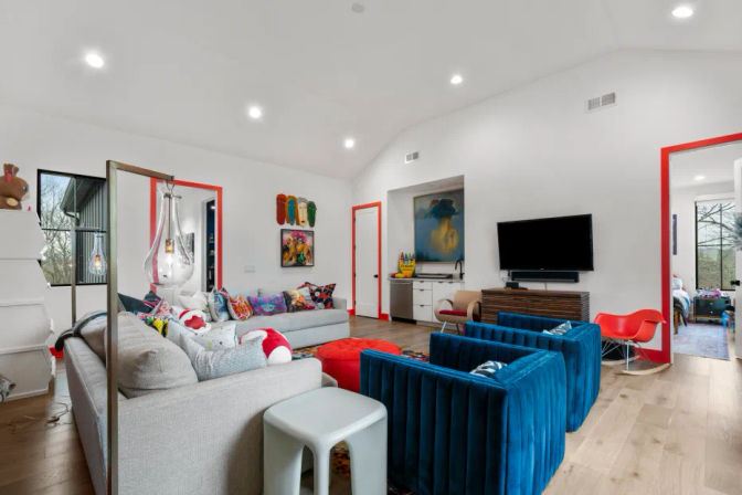 Starburst: Bold Design, Pool, Hot Tub + Fire Pit image 25