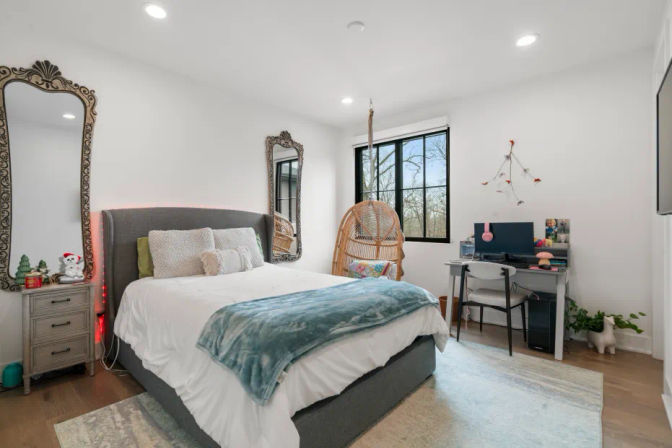 Starburst: Bold Design, Pool, Hot Tub + Fire Pit image 33