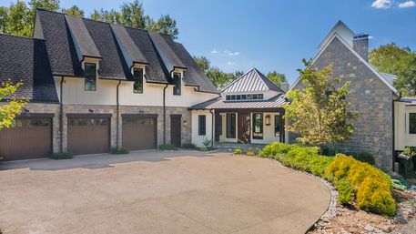 Eagle’s View: 10-Acre Hilltop Estate with Pool, Spa, Cold Plunge + Koi Pond image 49