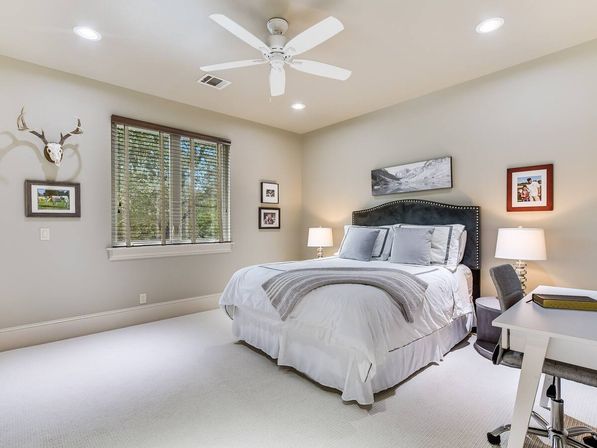 The Longhorn Estate: Luxe Hill Country Retreat Near Downtown Austin image 40