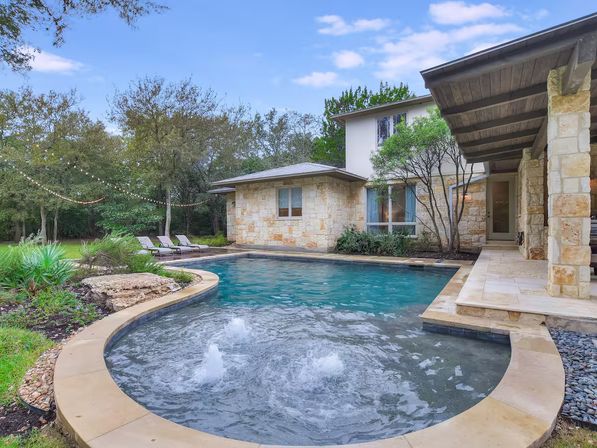The Longhorn Estate: Luxe Hill Country Retreat Near Downtown Austin image 4
