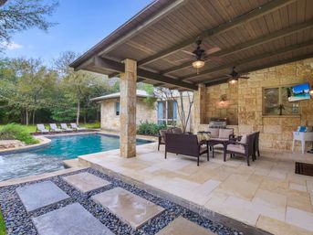 The Longhorn Estate: Luxe Hill Country Retreat Near Downtown Austin image 15