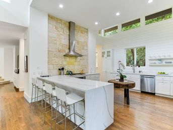 The Longhorn Estate: Luxe Hill Country Retreat Near Downtown Austin image 37