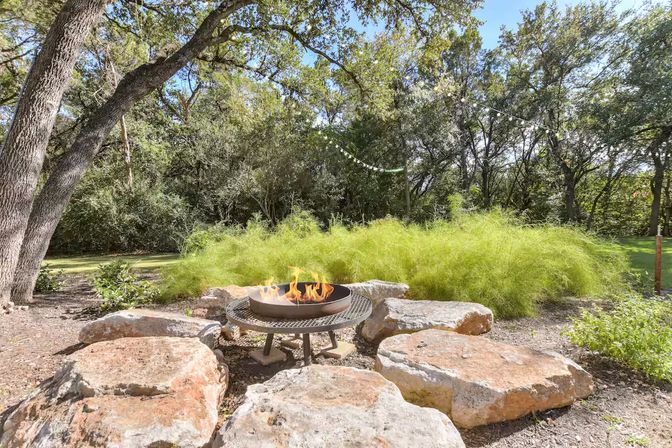 The Longhorn Estate: Luxe Hill Country Retreat Near Downtown Austin image 17