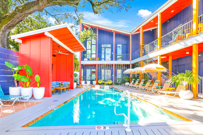 The Syd Villas with Pool Near the French Quarter image 1