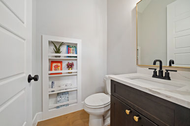 The Black House: Downtown Escape with Hot Tub, Chef, Stylish Decor, Massage & Mixology Class image 19