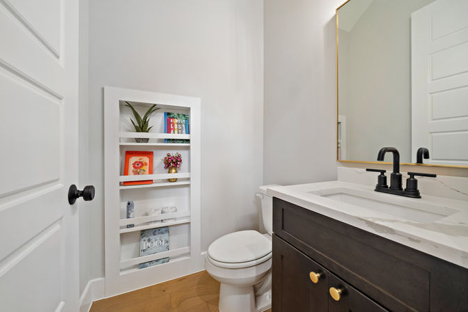 The Black House: Downtown Escape with Hot Tub, Chef, Stylish Decor, Massage & Mixology Class image 19