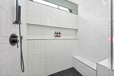 The Black House: Downtown Escape with Hot Tub, Chef, Stylish Decor, Massage & Mixology Class image 28