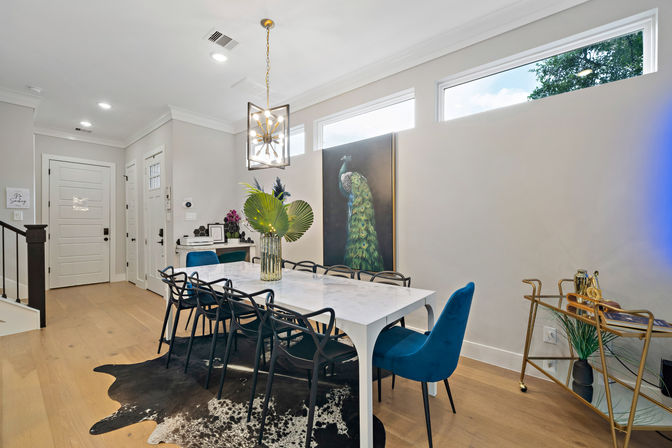 The Black House: Downtown Escape with Hot Tub, Chef, Stylish Decor, Massage & Mixology Class image 12