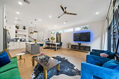 The Black House: Downtown Escape with Hot Tub, Chef, Stylish Decor, Massage & Mixology Class image 14