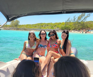 Private Boat Tour: Visit Rose Island, Snorkel with Turtles & Swim with Pigs! image 1