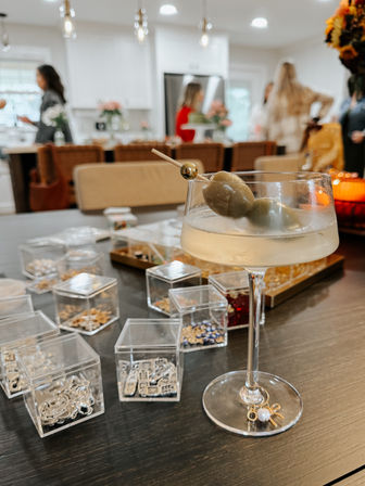 Goldie + Cy | Private Cocktail Glass Charm Bar Party image 5