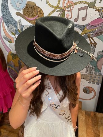 From Nashville With Love Permanent Jewelry & Charm Bar Experience image 7