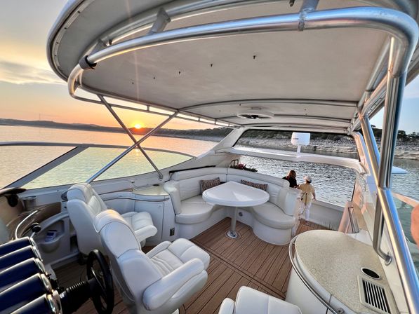Luxury Experience on Lake Travis: 50 Foot Carver Yacht Charter image 5