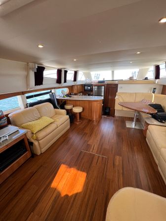 Luxury Experience on Lake Travis: 50 Foot Carver Yacht Charter image 12