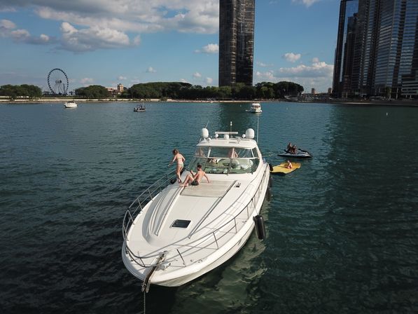 Private BYOB Yacht Rental in Chicago on Lake Michigan (Up to 12 Passengers) image 1