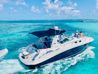 Luxury Yacht Charter with Open Bar and BBQ image 11