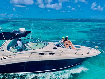 Luxury Yacht Charter with Open Bar and BBQ image 1