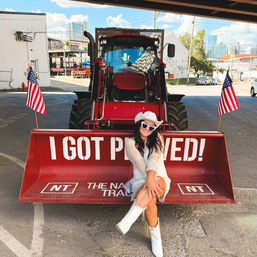 Private Downtown Nashville Party Tractor Tour  image 10