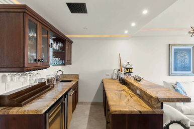 Luxury Cabo Villa: 11,000 sq. ft. Casa de Karma for Up to 16 Guests image 6