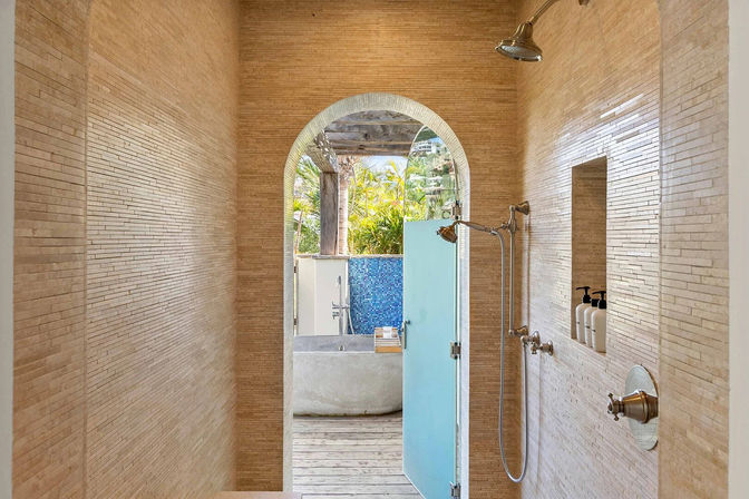 Luxury Cabo Villa: 11,000 sq. ft. Casa de Karma for Up to 16 Guests image 28