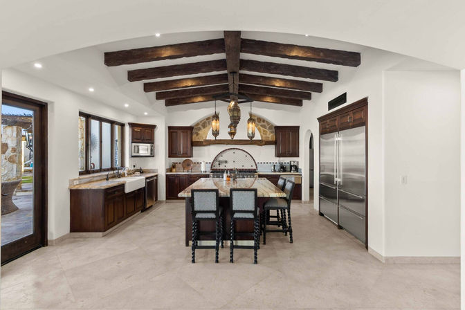 Luxury Cabo Villa: 11,000 sq. ft. Casa de Karma for Up to 16 Guests image 11