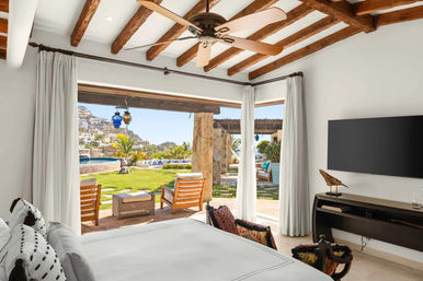 Luxury Cabo Villa: 11,000 sq. ft. Casa de Karma for Up to 16 Guests image 25