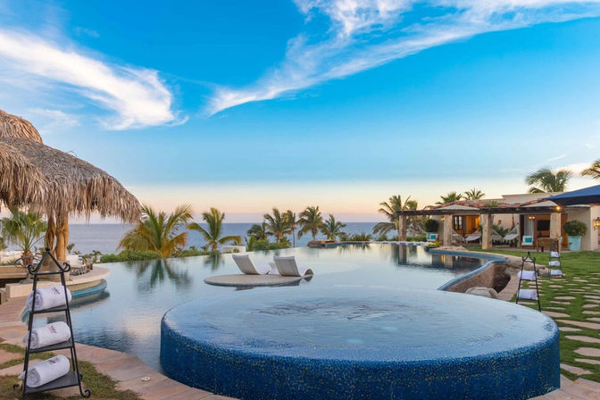 Luxury Cabo Villa: 11,000 sq. ft. Casa de Karma for Up to 16 Guests image 24