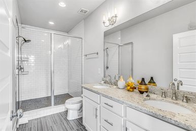 NashVegas Hideaway image 9