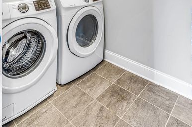 NashVegas Hideaway image 20