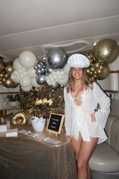 Private BYOB Yacht Party on 40ft Sea Ray Yacht with Captain  image 29